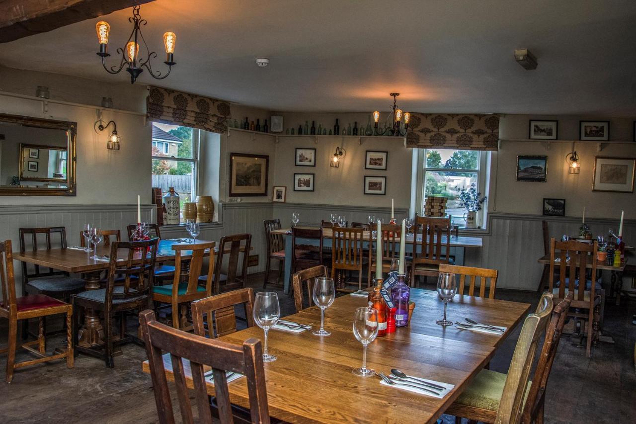 The George Inn Warminster Exteriér fotografie
