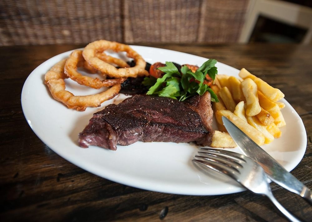 The George Inn Warminster Exteriér fotografie